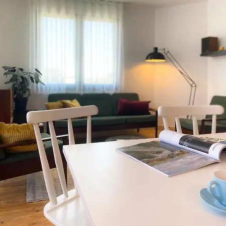 Family Floor - La Couronne - Authentiek Met Veel Lichtinval 오스텐드