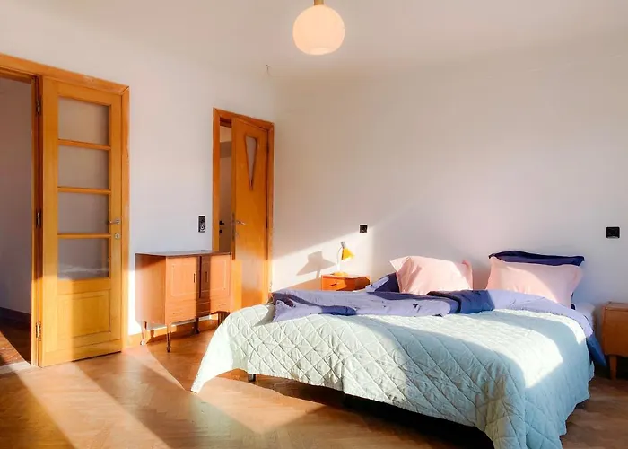 Family Floor - La Couronne - Authentiek Met Veel Lichtinval * 奥斯滕德