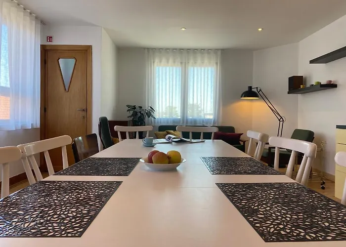 Family Floor - La Couronne - Authentiek Met Veel Lichtinval *